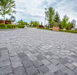 Piatra Cubica Andezit 8x8x8 cm, cu fata taiata