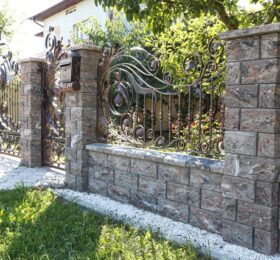 Capac Stalp Gard Gardeo, Symm 83